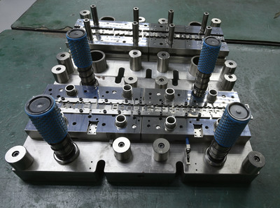 精密模具設(shè)計與制造 技術(shù)、流程與發(fā)展趨勢